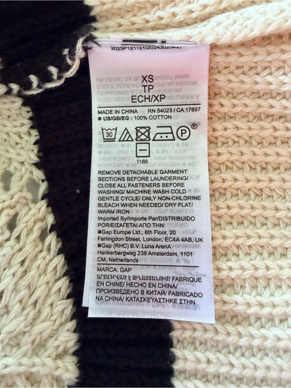 NWT GAP Black and Cream Wave Knit Midi Dress - Picture 11 of 11